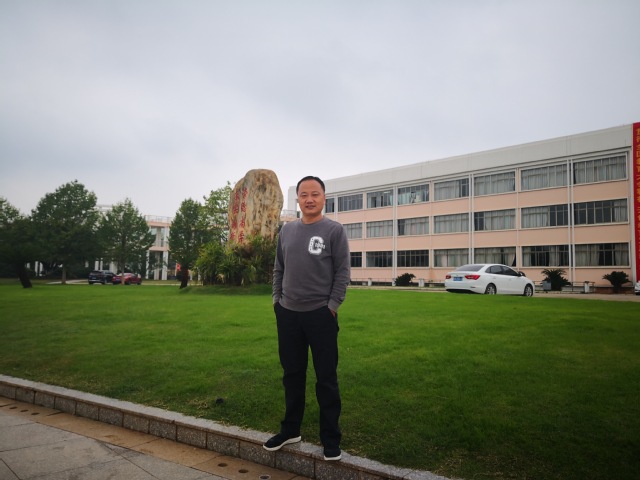 如何买球